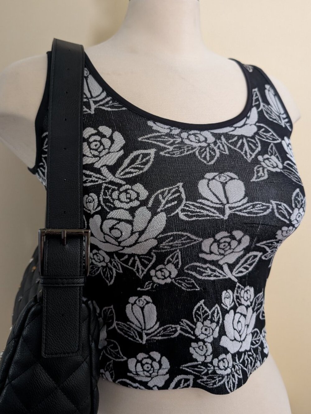 ROSE FLORAL PRINT VINTAGE TANK TOP